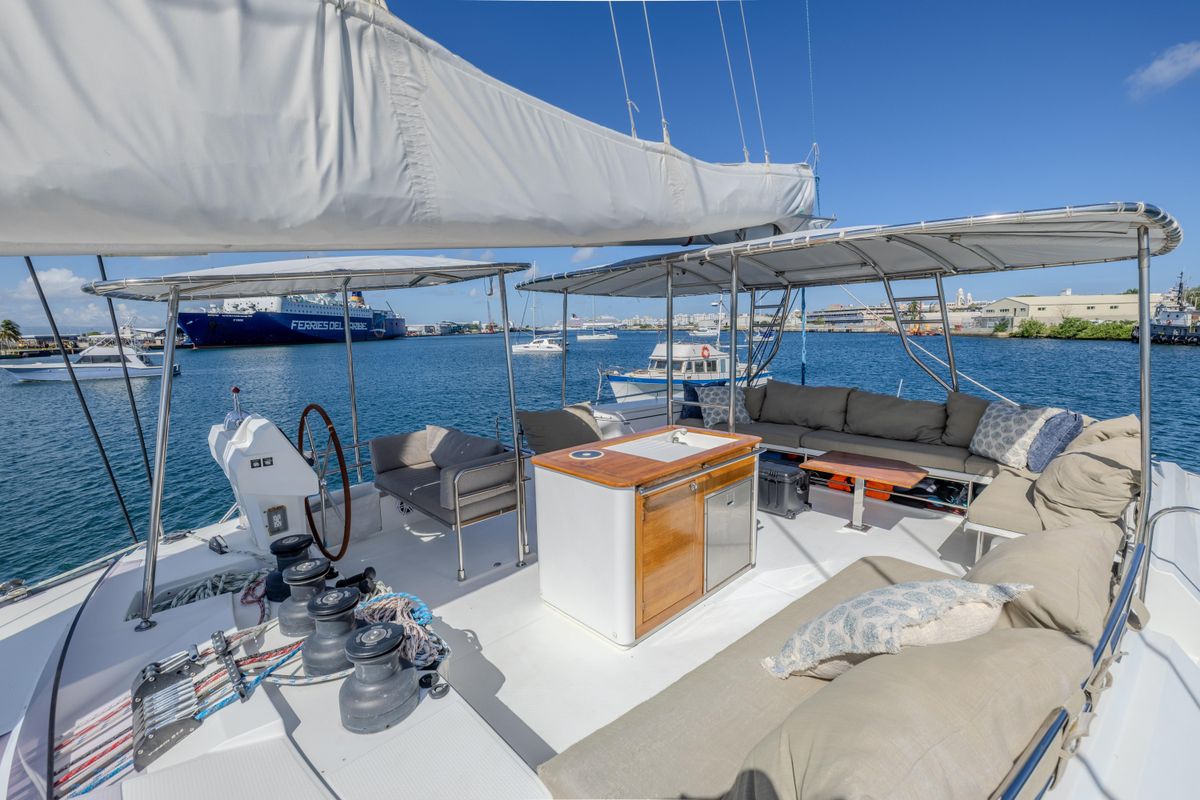 2017 Fountaine Pajot 58 