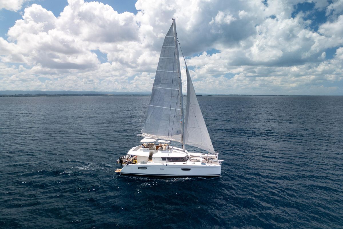 2017 Fountaine Pajot 58 