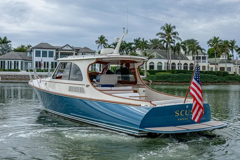 Scusi Yacht Photos Pics 