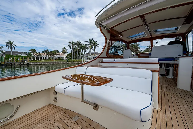 Scusi Yacht Photos Pics 