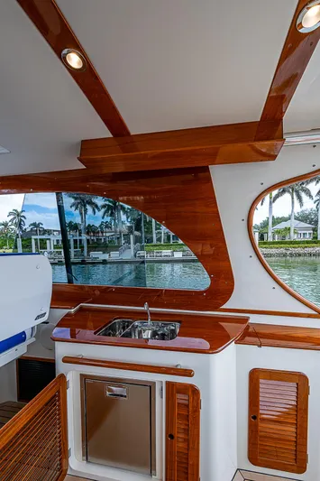 Scusi Yacht Photos Pics 