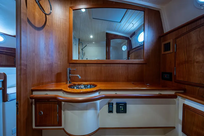 Scusi Yacht Photos Pics 