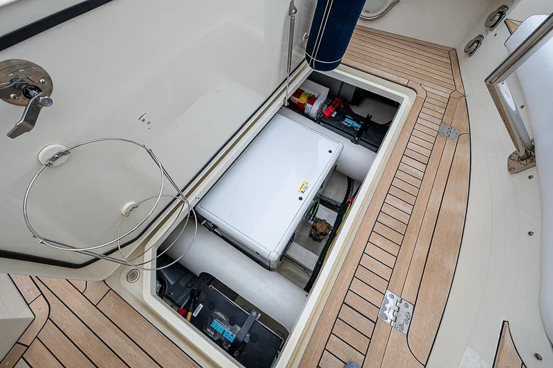 Scusi Yacht Photos Pics 