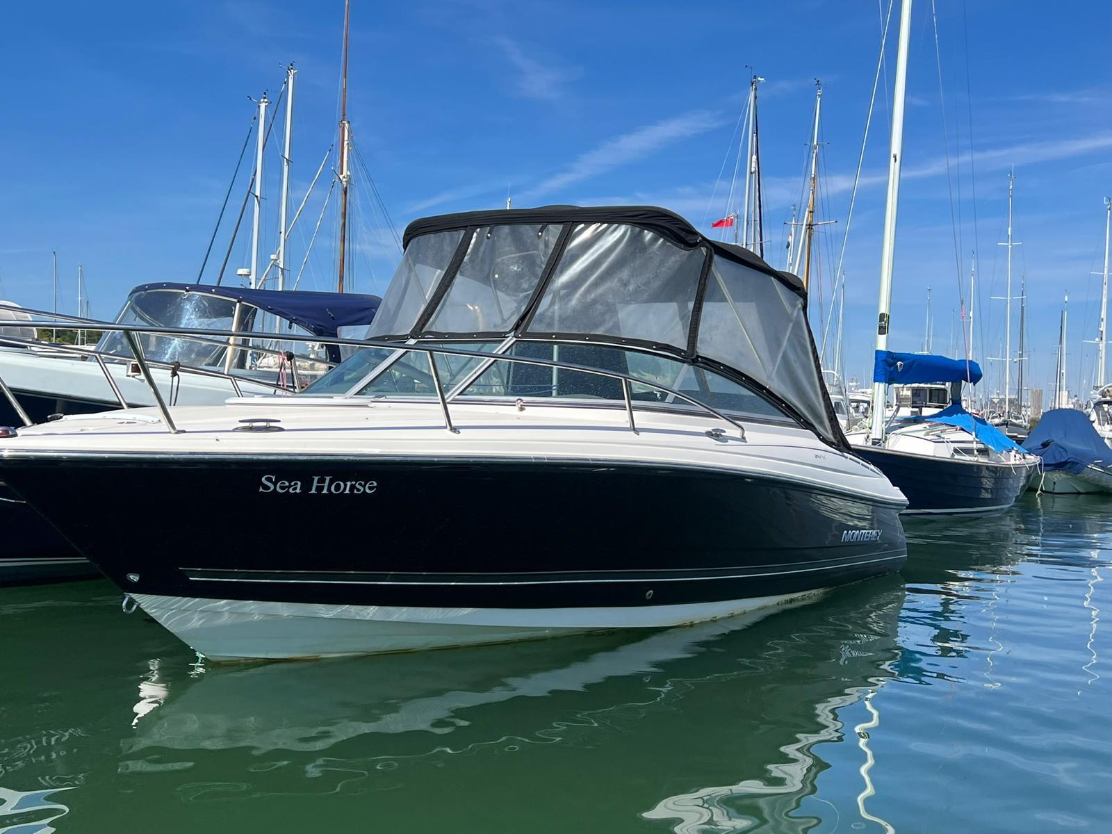 2010 Monterey 214FSC