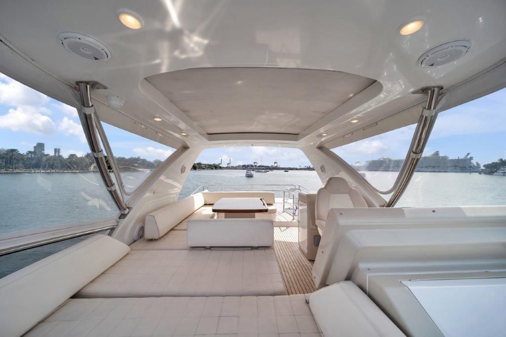 2014 Azimut 64 