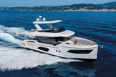 Absolute Navetta 53