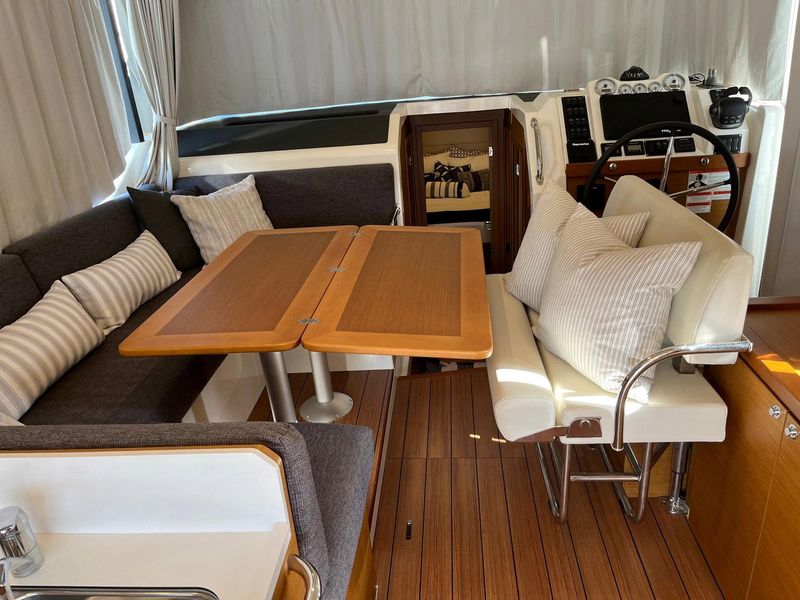 2021 Beneteau Swift Trawler