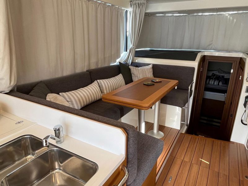 2021 Beneteau Swift Trawler