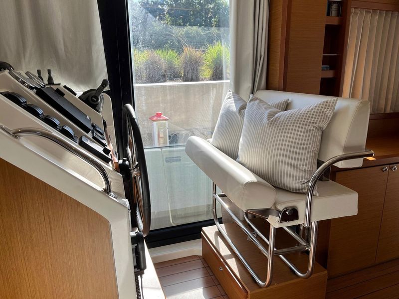 2021 Beneteau Swift Trawler