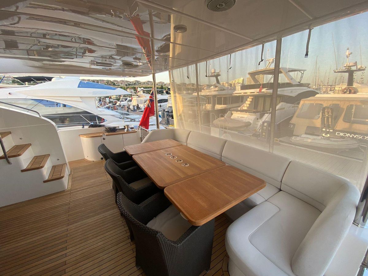 2011 Princess 85 
