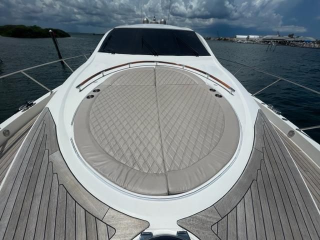 2007 Lazzara Yachts LSX