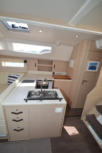 Arcturus Yacht Photos Pics Galley 3