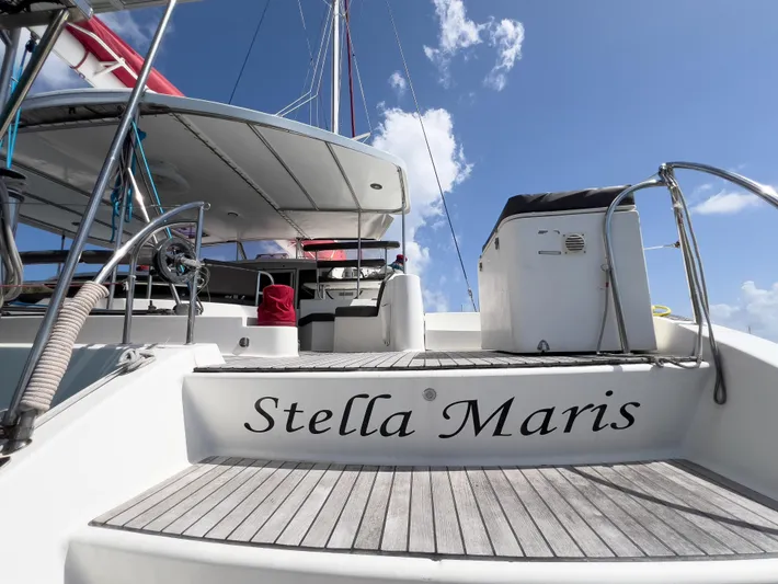 Stella Maris Yacht Photos Pics Fountaine Pajot Eleuthera 60 catamaran, 2008 model, named "Stella Maris" with clear blue sky.