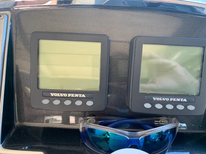 Blue Sky Yacht Photos Pics 