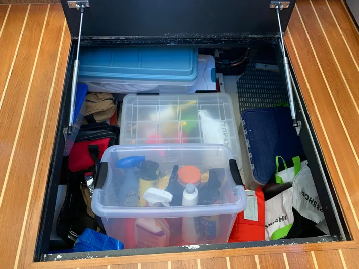 Blue Sky Yacht Photos Pics 