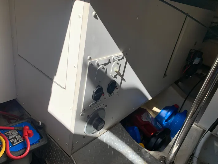 Blue Sky Yacht Photos Pics 