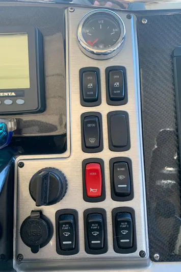 Blue Sky Yacht Photos Pics 