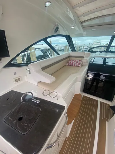 Two P's Yacht Photos Pics 2012 Sea Ray 410 Sundancer