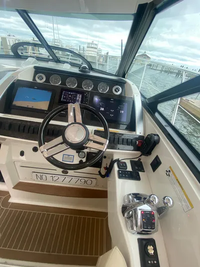 Two P's Yacht Photos Pics 2012 Sea Ray 410 Sundancer