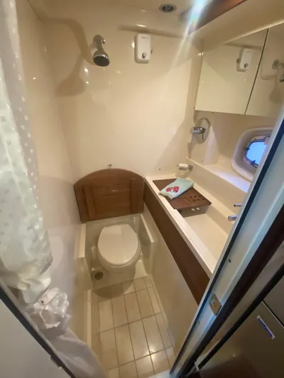 Two P's Yacht Photos Pics 2012 Sea Ray 410 Sundancer