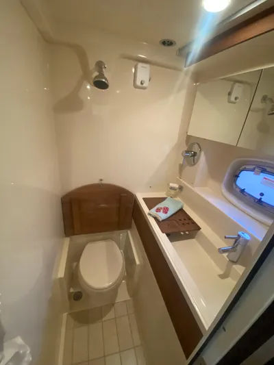 Two P's Yacht Photos Pics 2012 Sea Ray 410 Sundancer