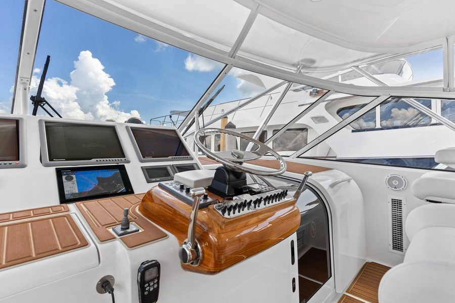 2007 Viking 52 Open