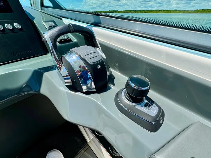  Yacht Photos Pics 2021 Aviara AV32 OB boat throttle and joystick control system.