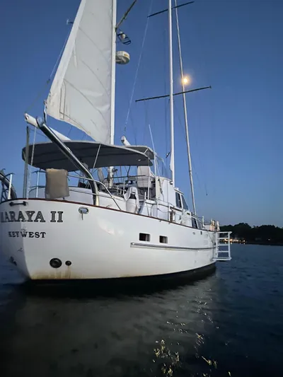 Maraya Ll Yacht Photos Pics 1985 Cheoy Lee 63 LRMS