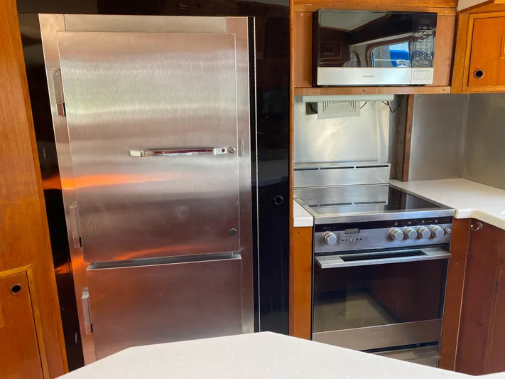 Maraya Ll Yacht Photos Pics 