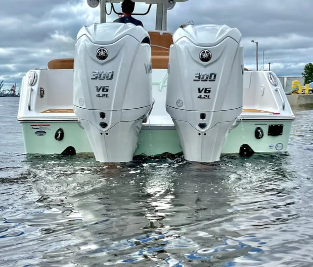 Side Piece Yacht Photos Pics 