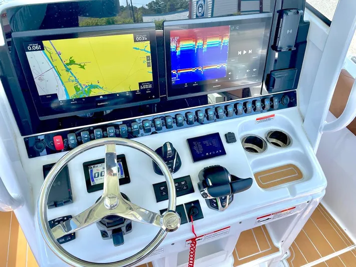 Side Piece Yacht Photos Pics 