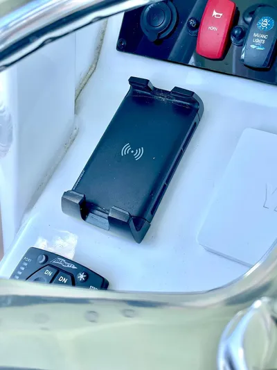 Side Piece Yacht Photos Pics 