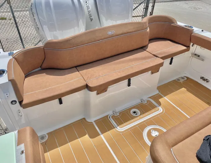 Side Piece Yacht Photos Pics 