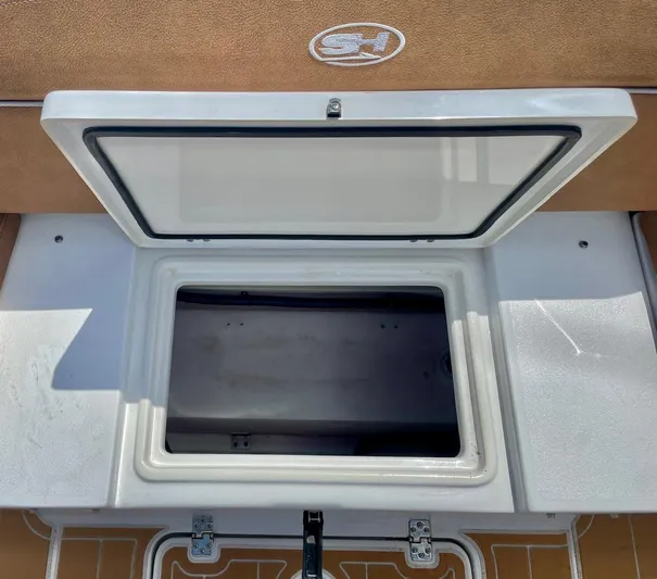 Side Piece Yacht Photos Pics 