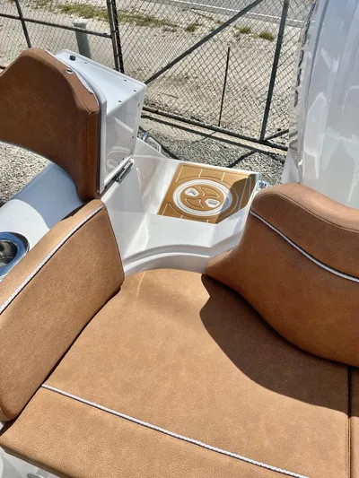 Side Piece Yacht Photos Pics 