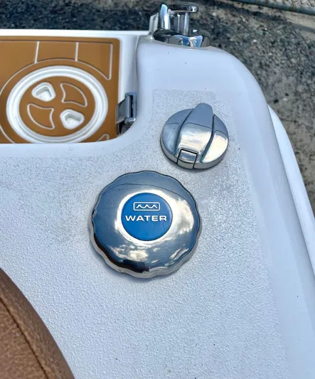 Side Piece Yacht Photos Pics 