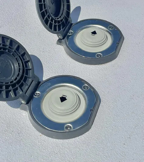 Side Piece Yacht Photos Pics 