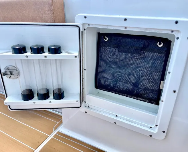 Side Piece Yacht Photos Pics 