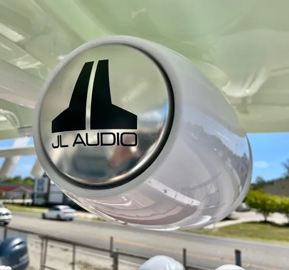 Side Piece Yacht Photos Pics 