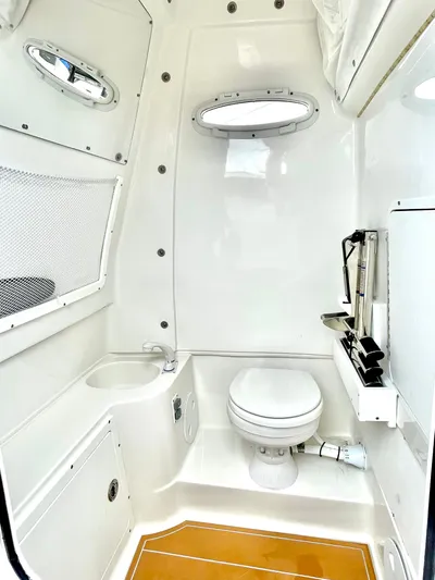 Side Piece Yacht Photos Pics 