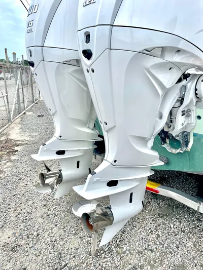 Side Piece Yacht Photos Pics 