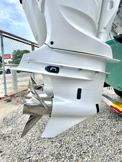 Side Piece Yacht Photos Pics 