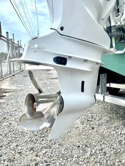 Side Piece Yacht Photos Pics 