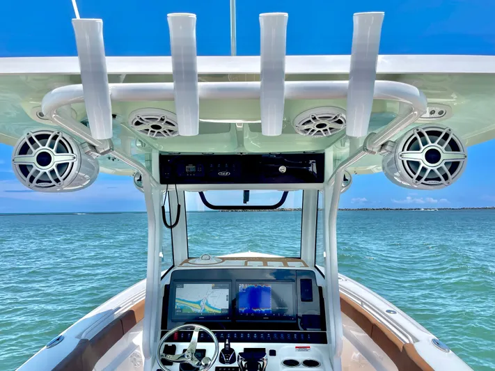 Side Piece Yacht Photos Pics 