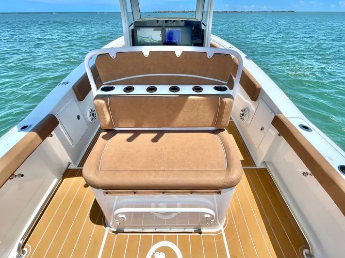 Side Piece Yacht Photos Pics 