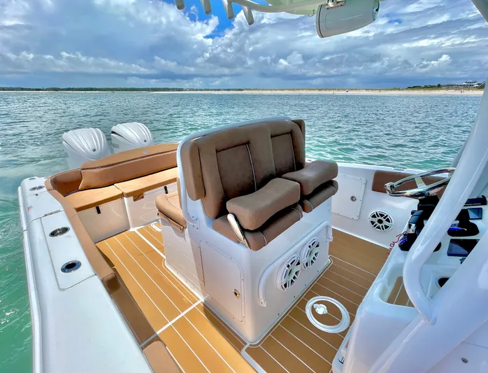 Side Piece Yacht Photos Pics 