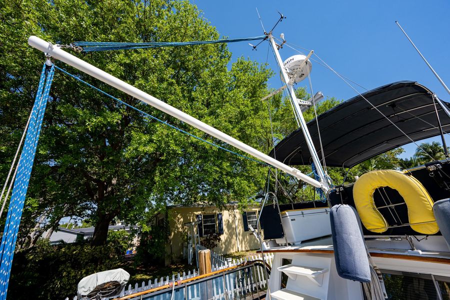 1989 Grand Banks 46 MotorYacht CP
