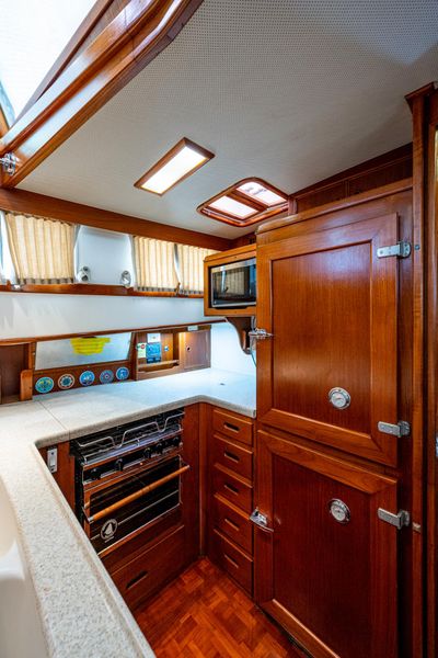 1989 Grand Banks 46 MotorYacht CP