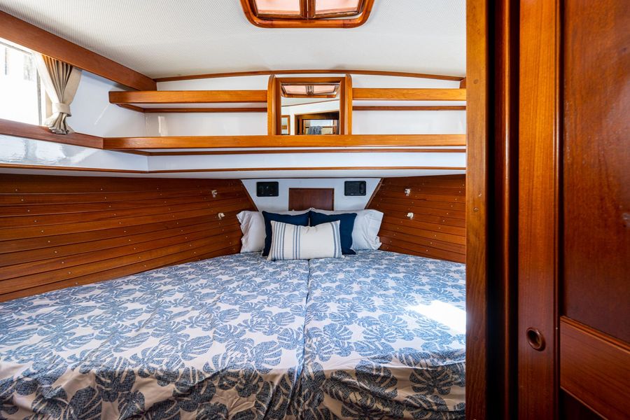 1989 Grand Banks 46 MotorYacht CP