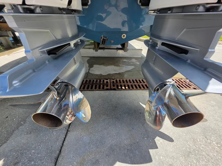 It's So Easy Yacht Photos Pics 